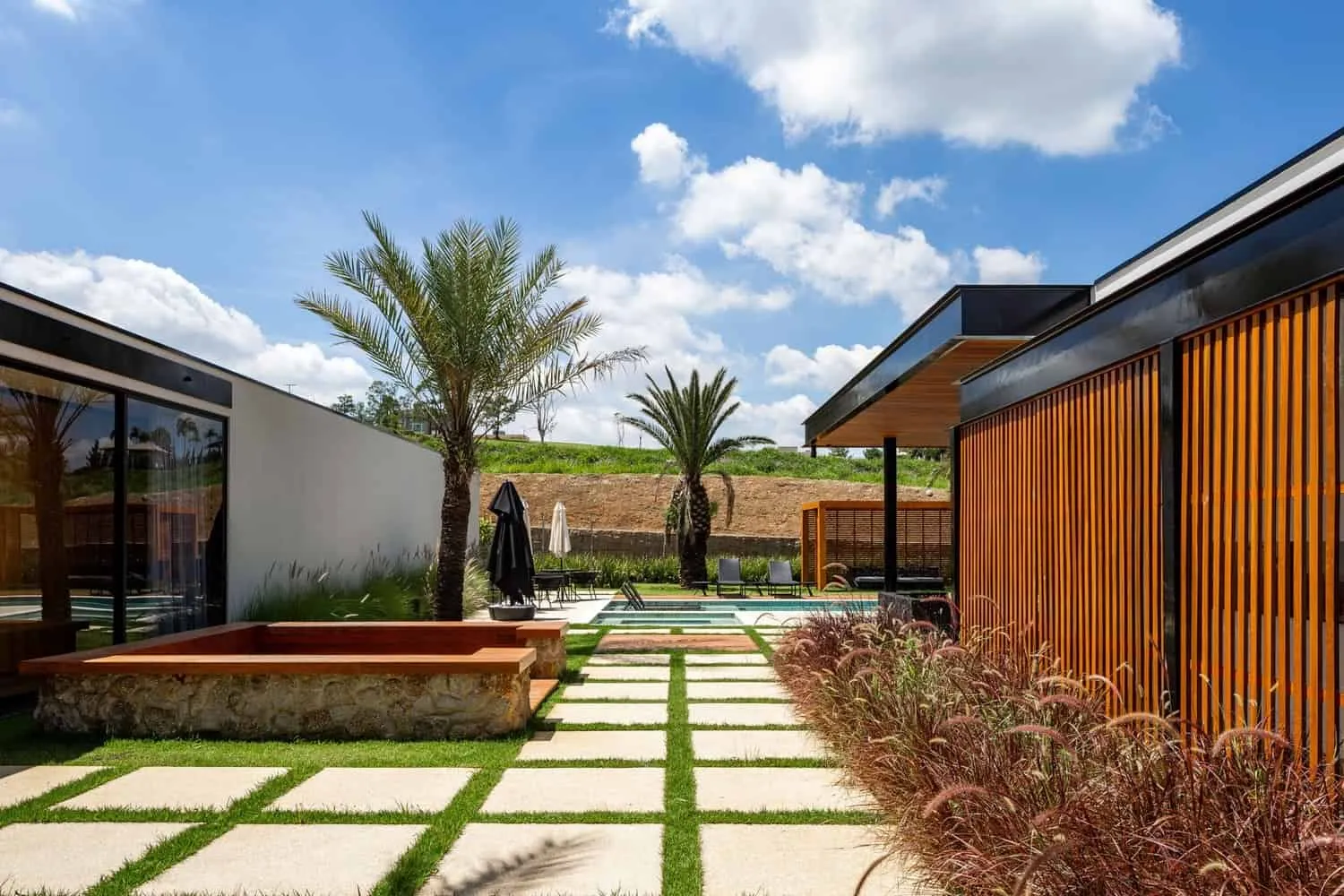 Terrace House by Taguá Arquitetura in Brazil Terrace House by Taguá Arquitetura in Brazil