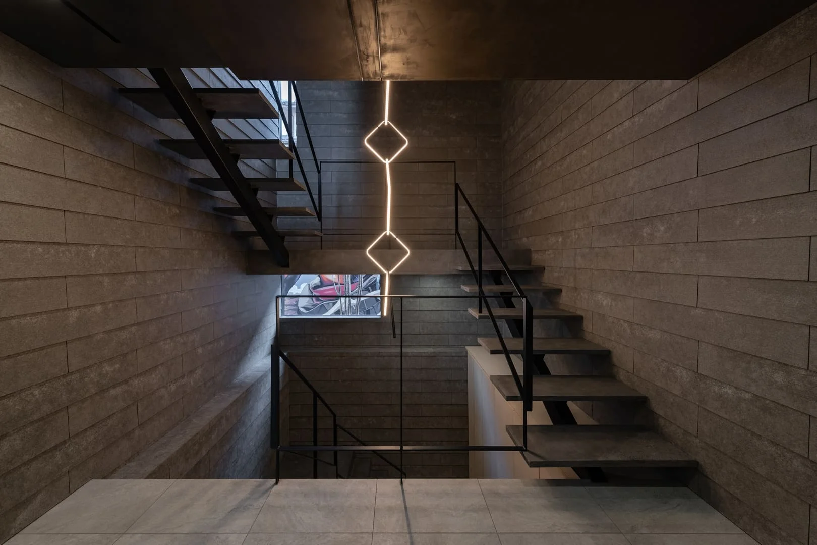 6. Escalera moderna, Nagoya