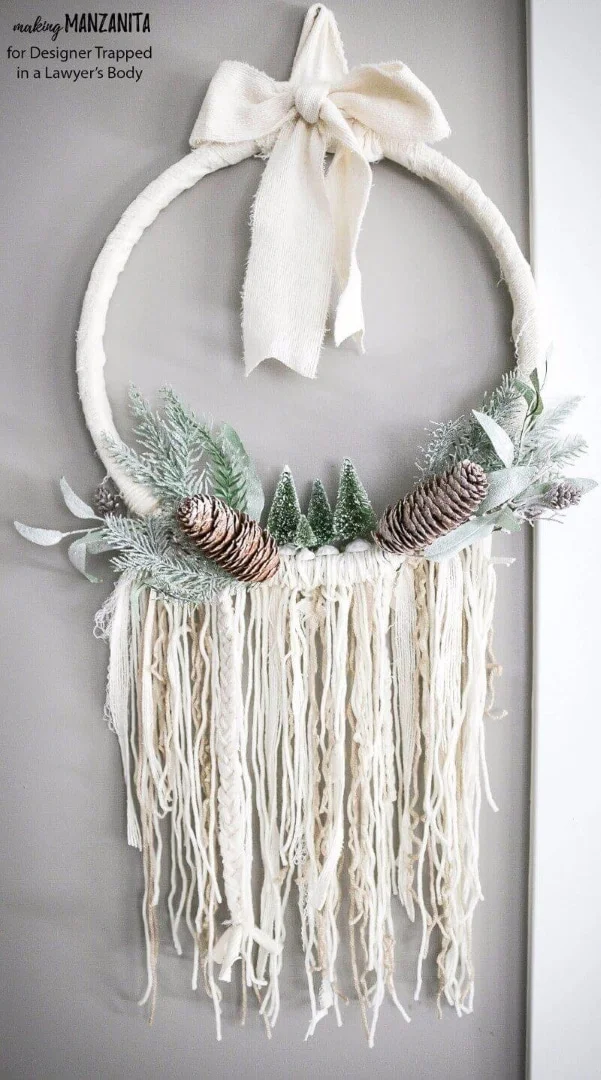 2. Diseño basado en el estilo boho para un ramo navideño