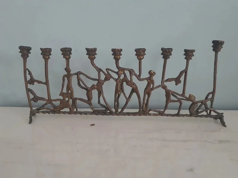 8. Menara del siglo medio