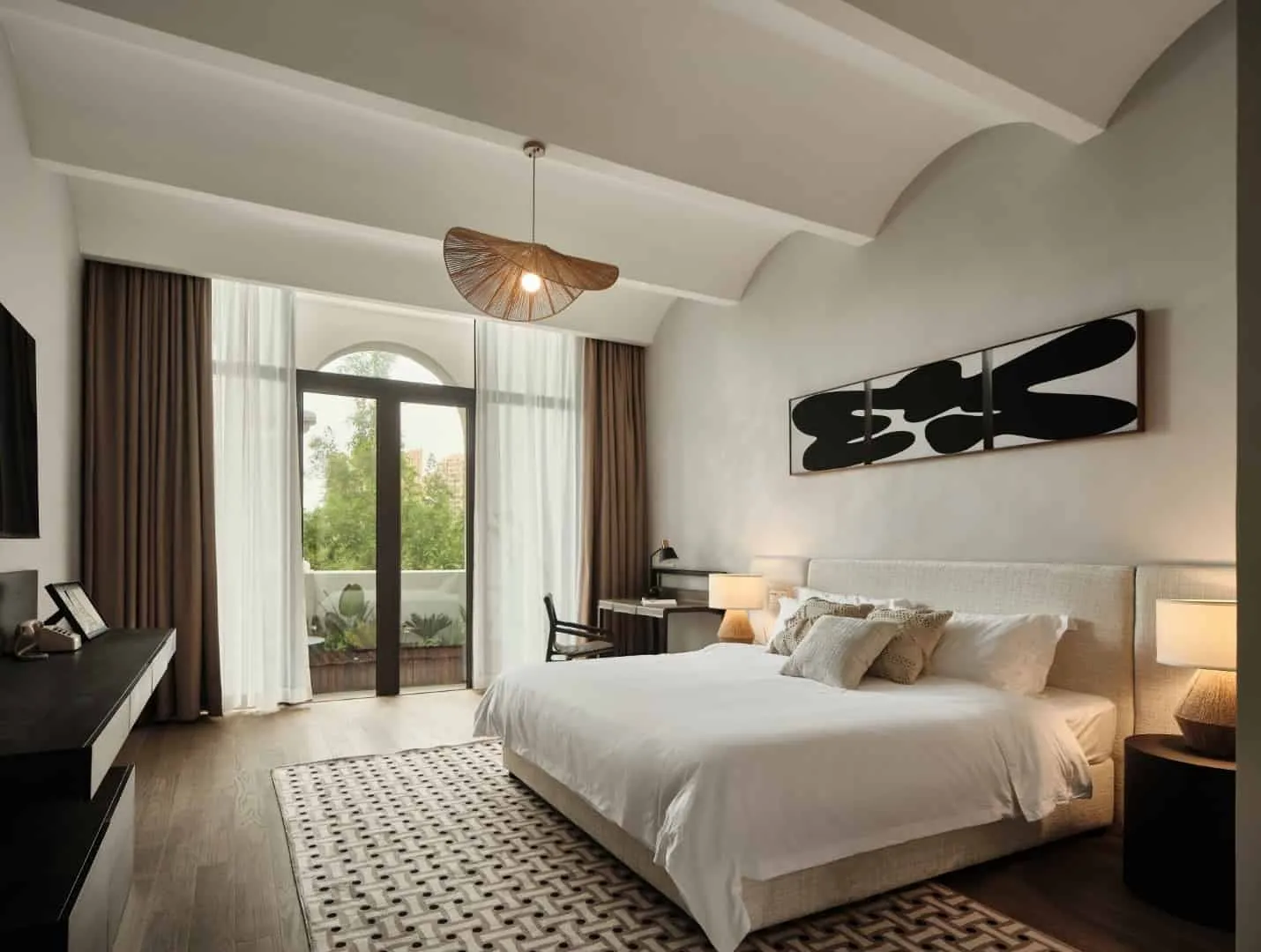 Shanghai Dungan Chengfu Hotel by Shanghai Light and Shadow Design