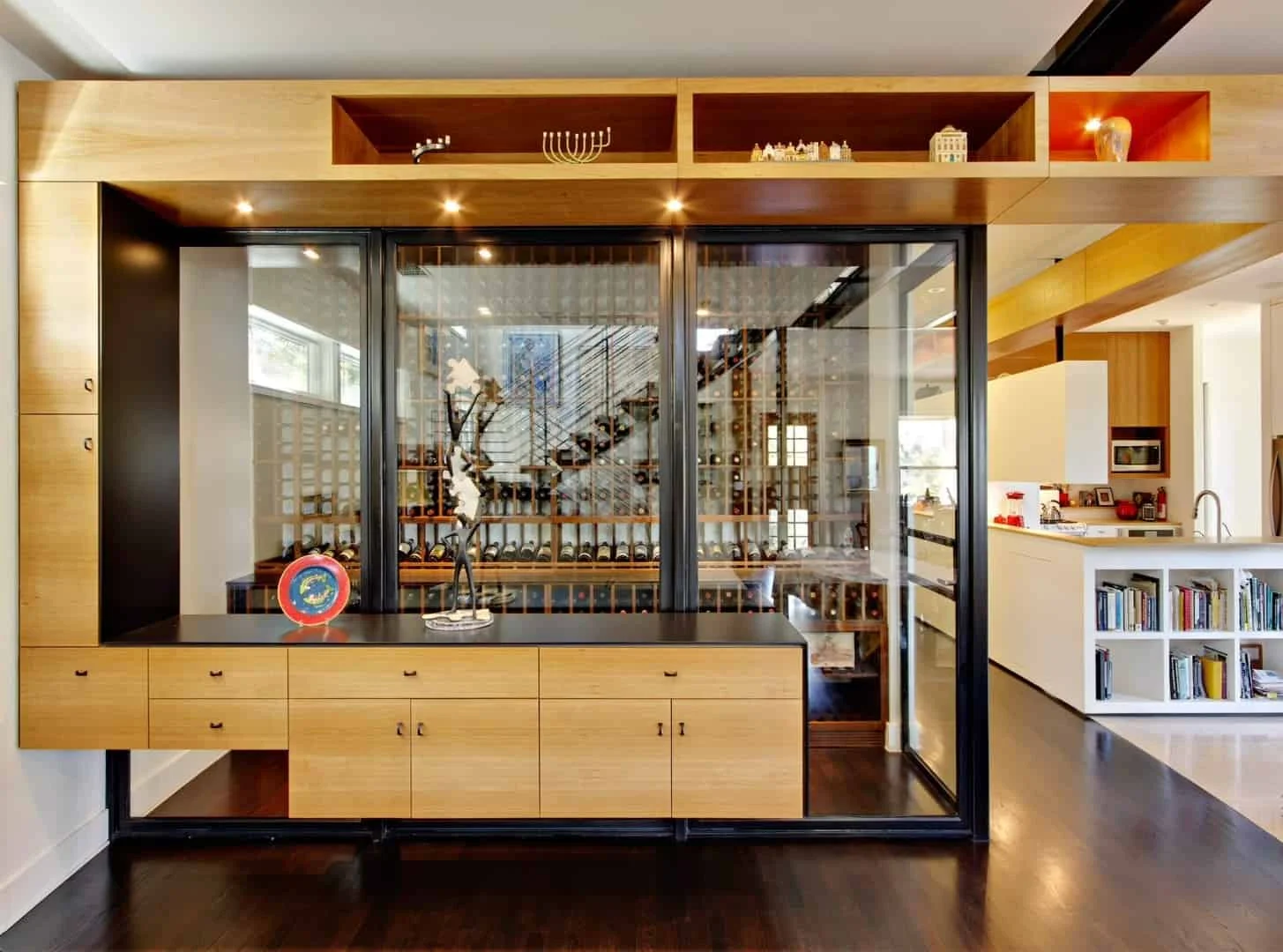 12. Bodega moderna, Austin