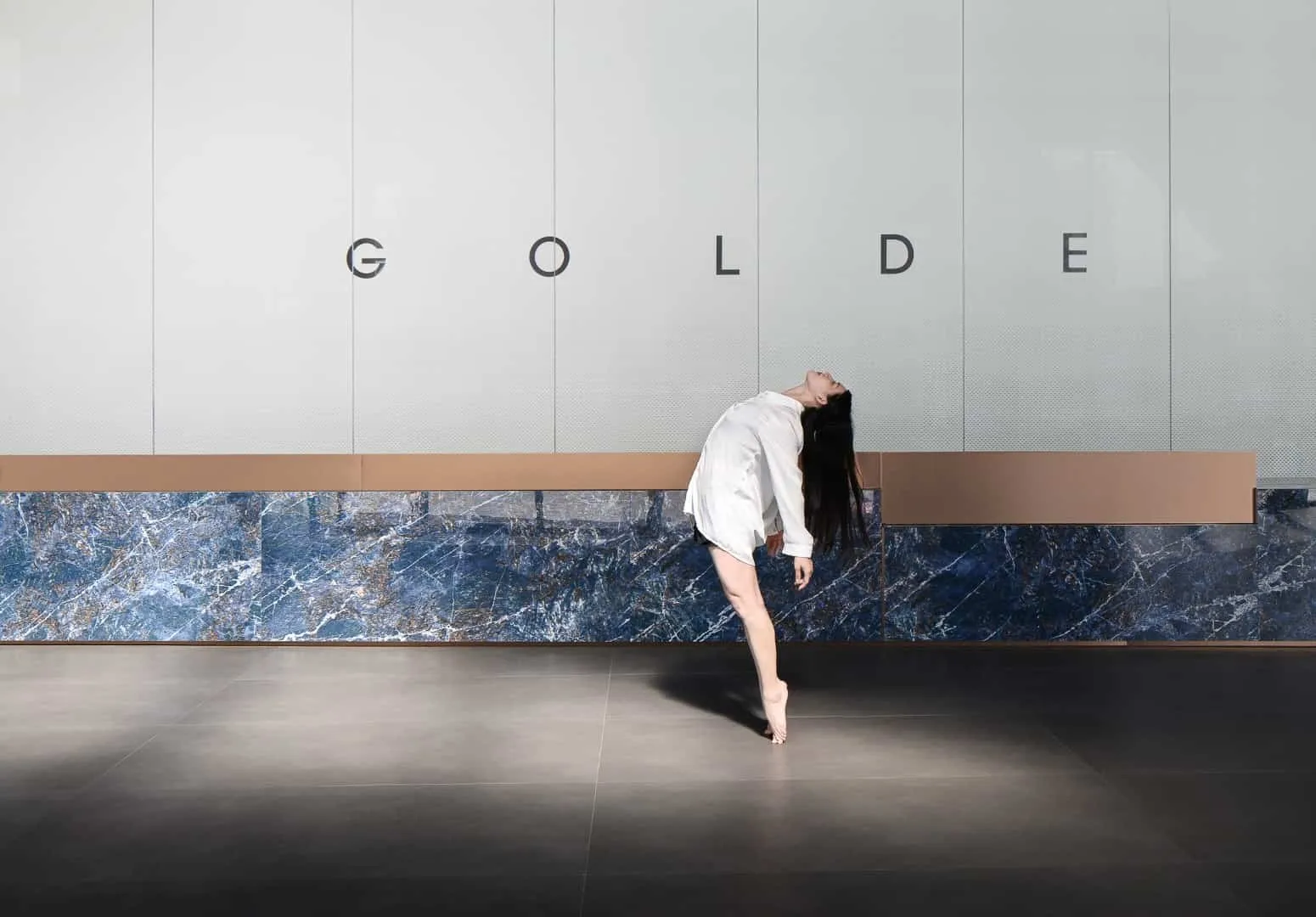 Topway Space Design打造的Golde陶瓷砖总部：优雅舞步的舞者