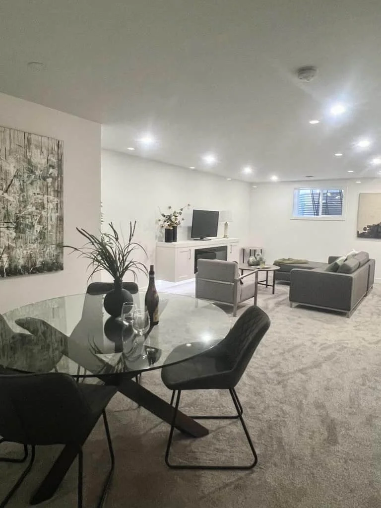 10. Sótano moderno, Calgary