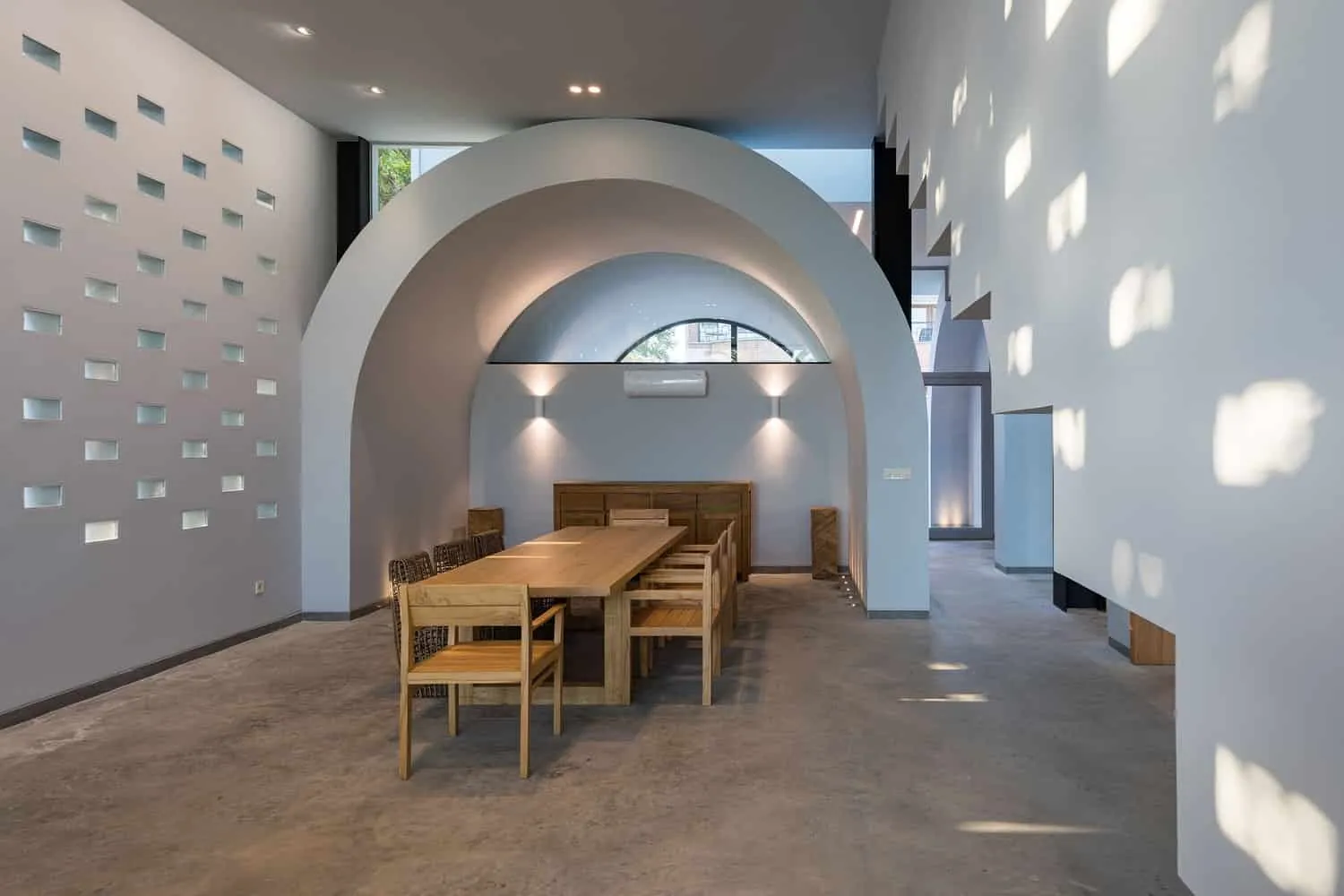 KRDS设计的海角瓦楞别墅在伊朗努尔