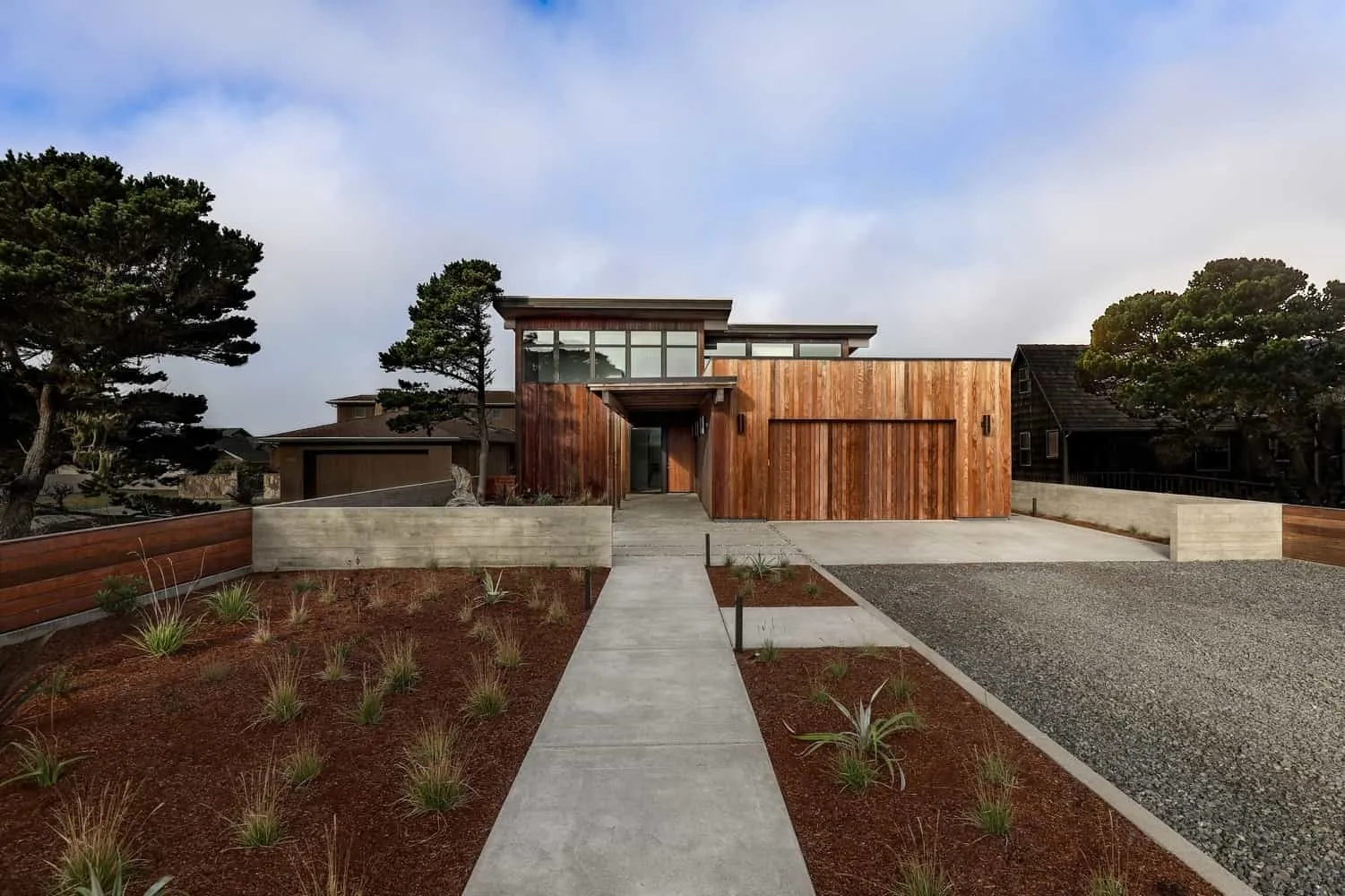 Beach House Face Rock by Giulietti Schouten Weber Architects in Bandon, Oregon Beach House Face Rock by Giulietti Schouten Weber Architects in Bandon, Oregon