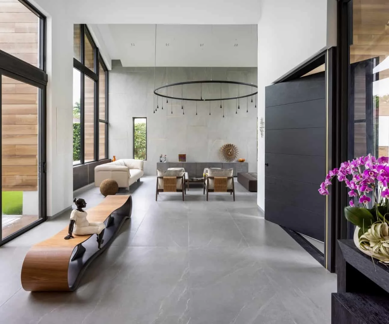 3. Entrada moderna, Miami