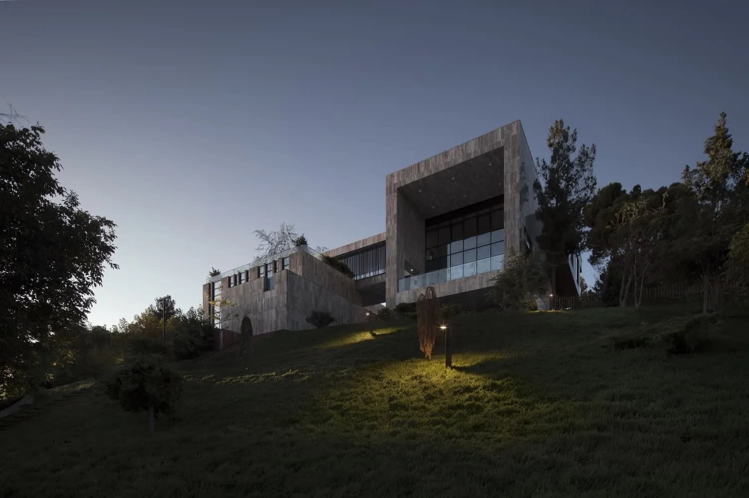 Hesar Villa by Afshin Hosseini and Associates in Torokhe, Iran
