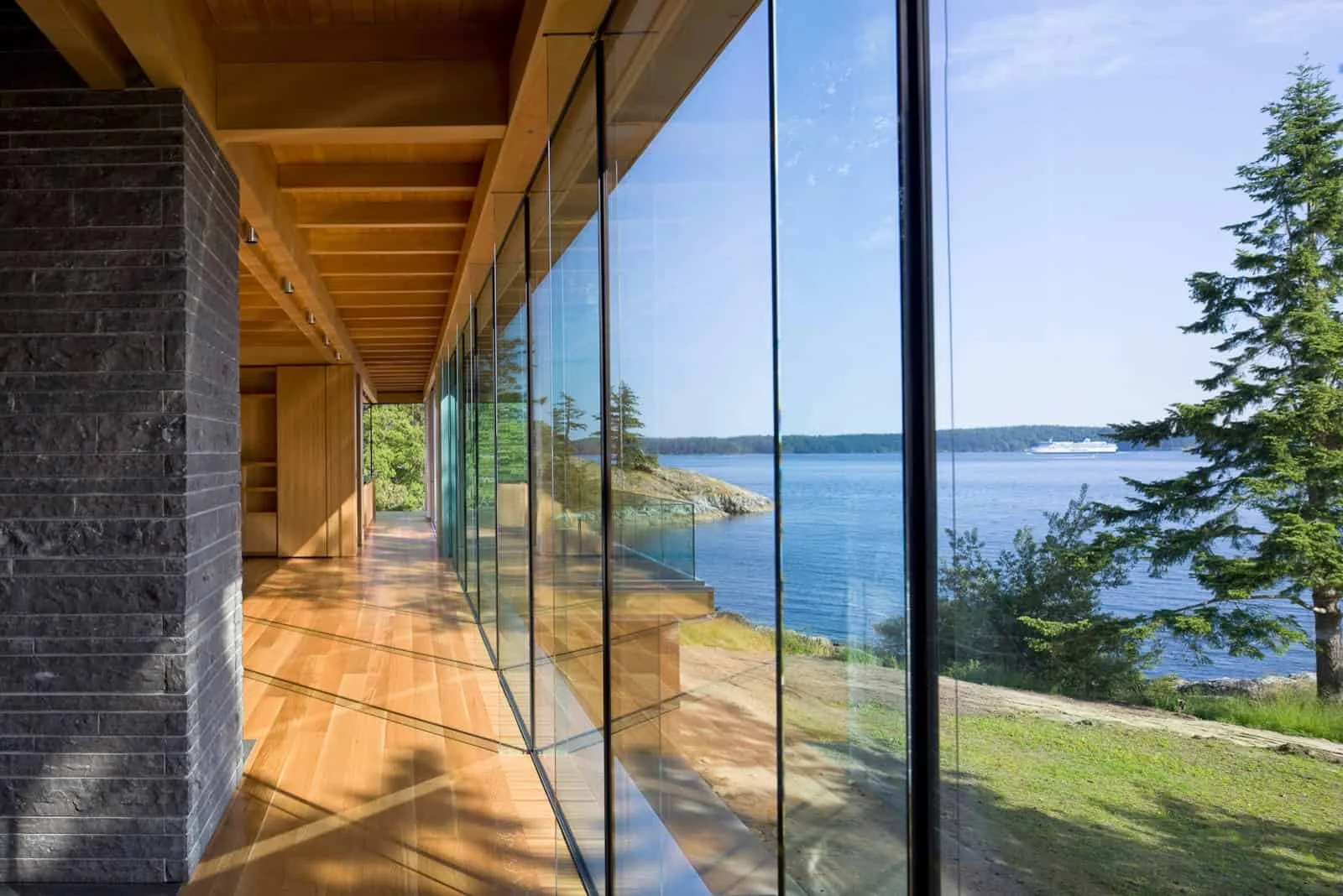 13. Modern Passage, Vancouver