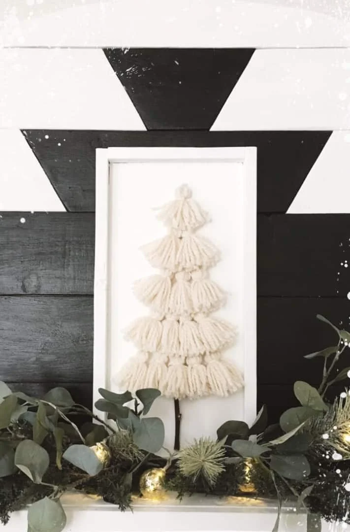 7. Árbol navideño dulce hecho con fibra textil