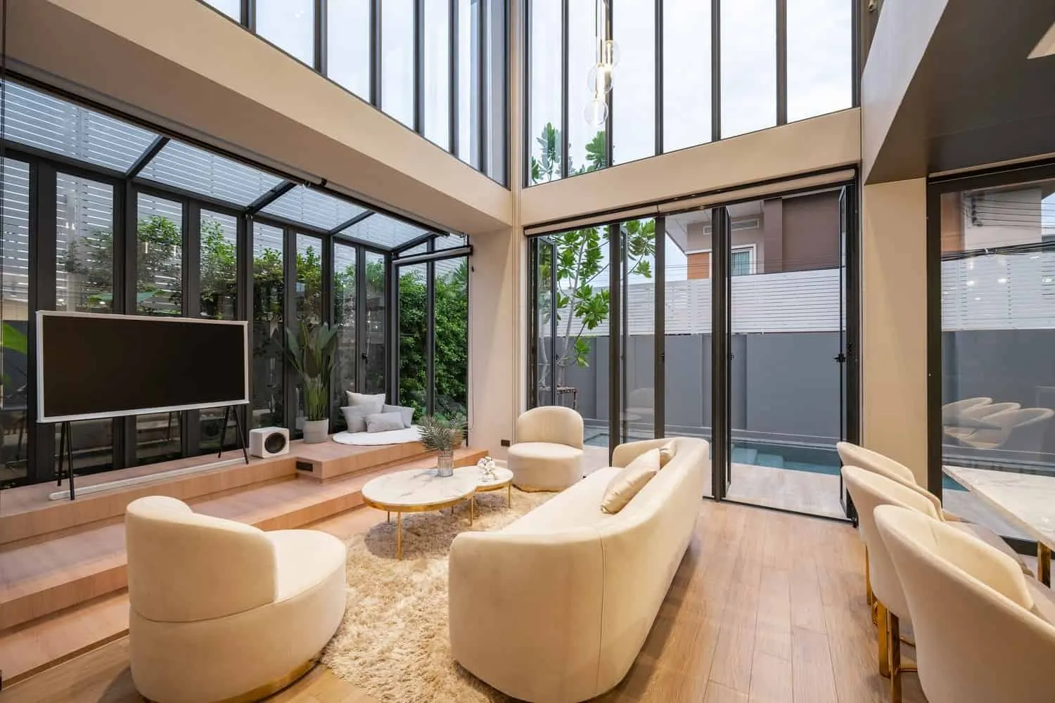 ALIVE Residence 由 Sa Ta Na Architects 设计,曼谷,泰国