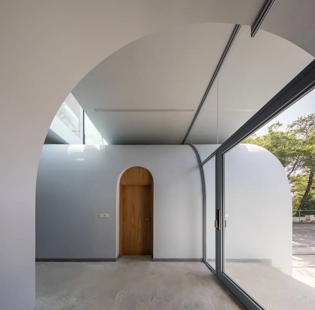 KRDS设计的海角瓦楞别墅在伊朗努尔