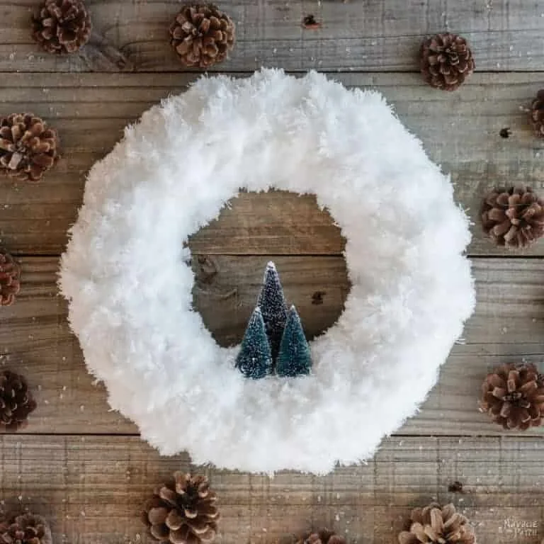 5. GUIRNALDA DE BOLSA CON MOPO