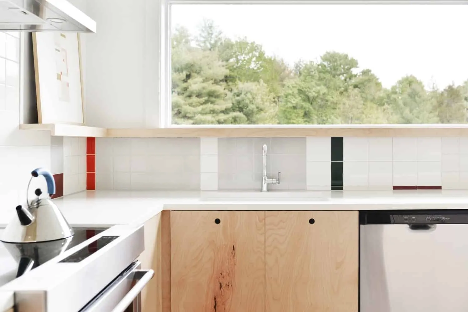 House on Pine Lane by Balman Khapalova: Renovation of a Ranch Connecting Interior and Exterior Spaces