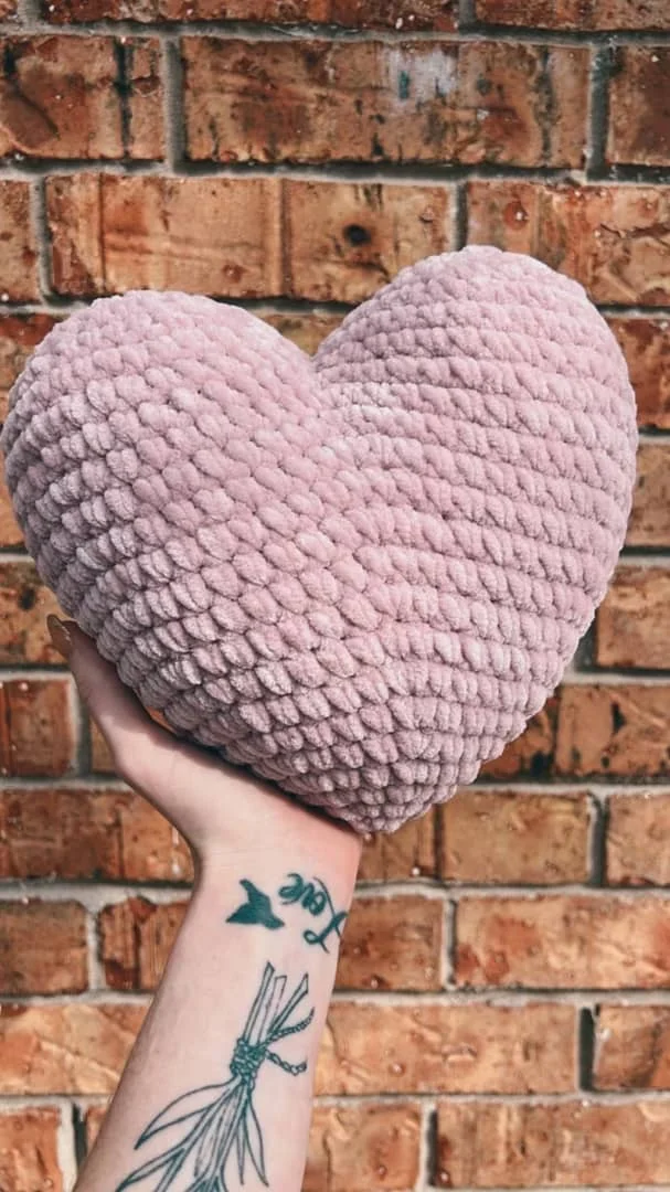 9. Almohada de Santa Amor