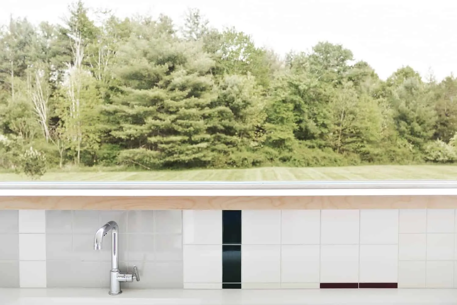 House on Pine Lane by Balman Khapalova: Renovation of a Ranch Connecting Interior and Exterior Spaces