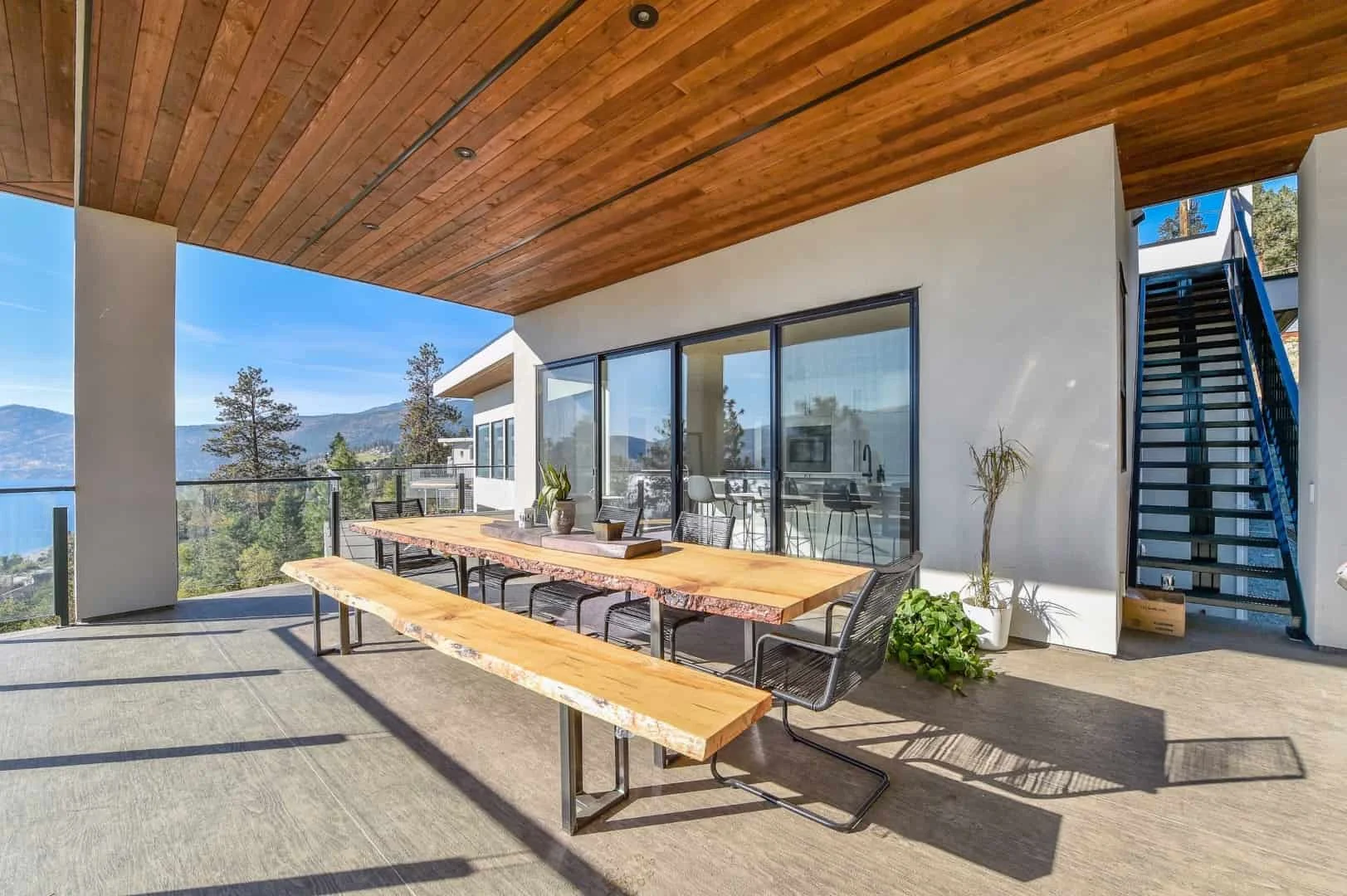 6. Balcón moderno, Vancouver