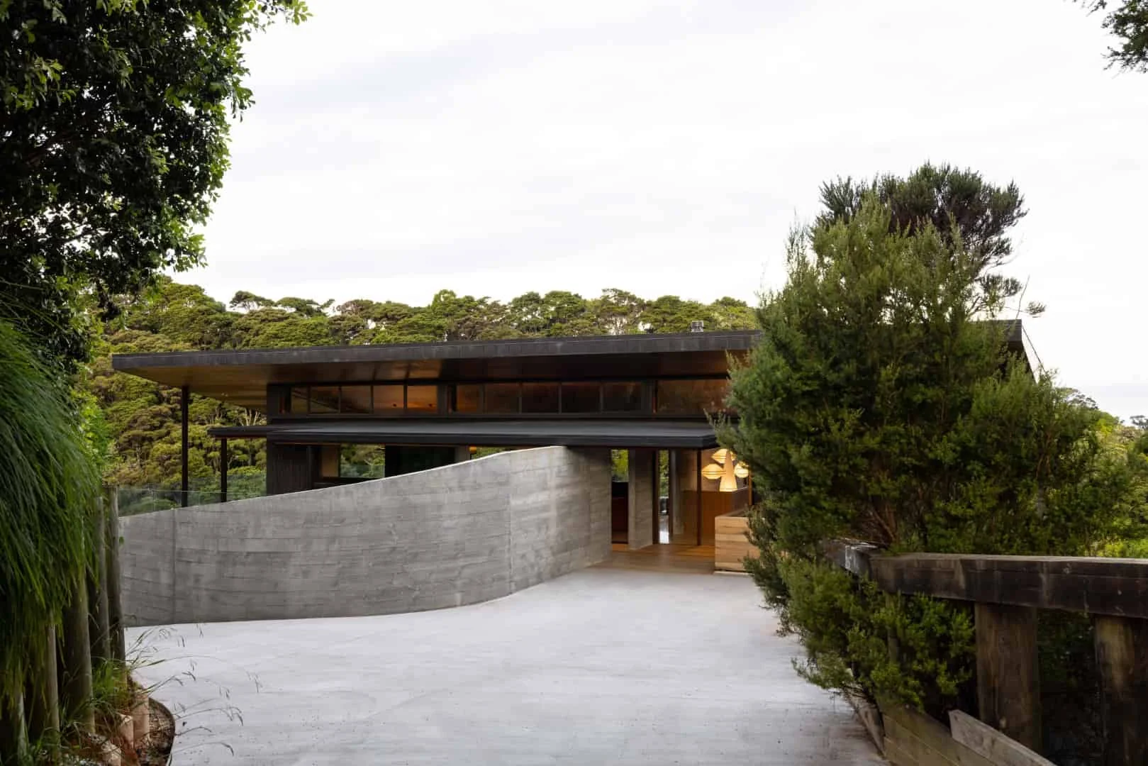 3. Fachada moderna, Oakland