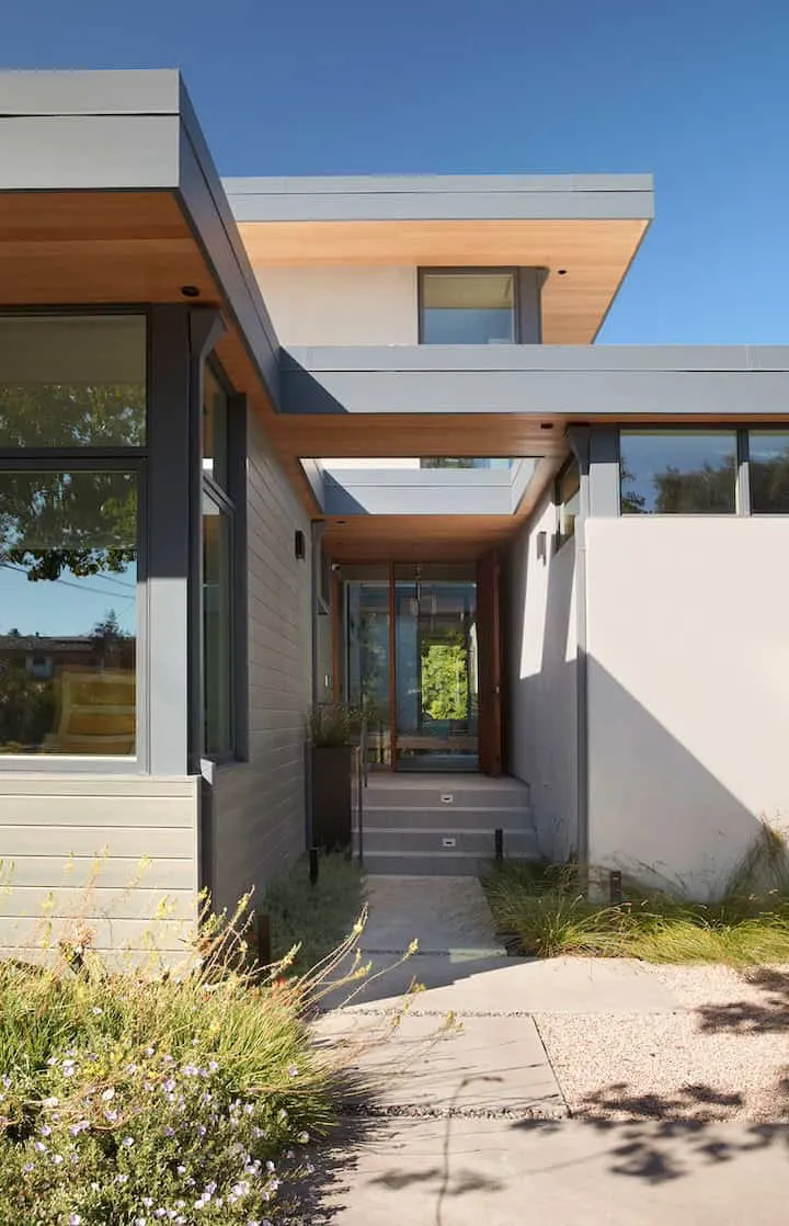 Klopf Architecture设计的C-Through住宅：帕洛阿尔托现代庭院休闲