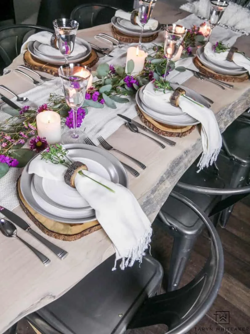 14. MESA FLORAL PARA DÍA DE SAN VALENTÍN