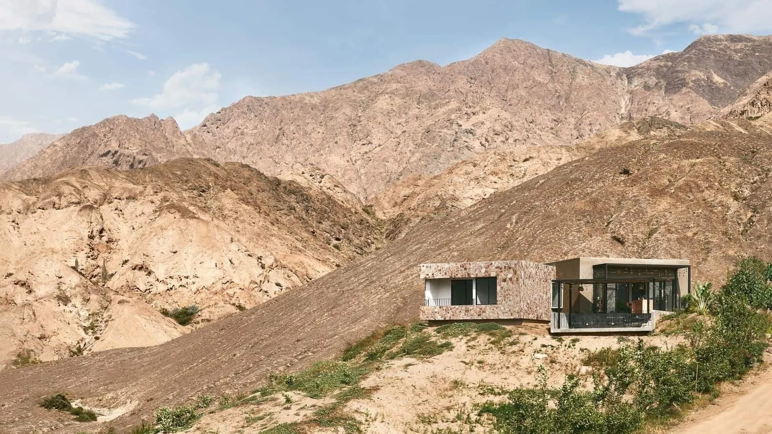 Дом Эльмера Гутиерреса в Трухилло, Перу Дом Эльмера Гутиерреса в Трухилло, Перу