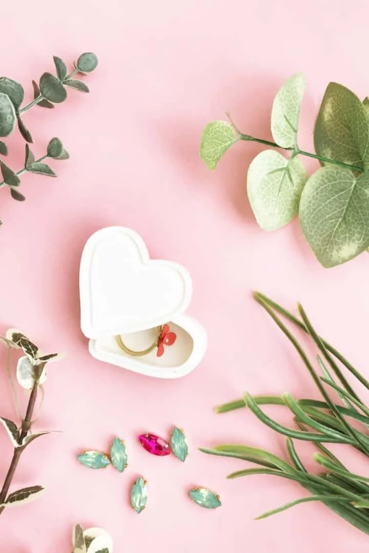 14. Caja para joyería