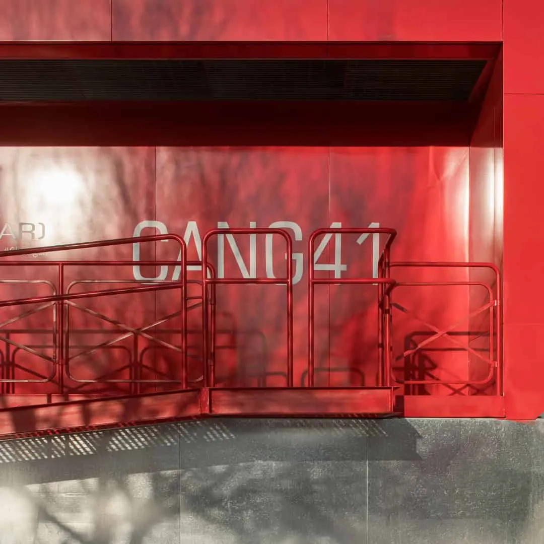 Cang 41 от JUMGO Creative: кофейня и бар в Чунли с тематикой горнолыжного спорта