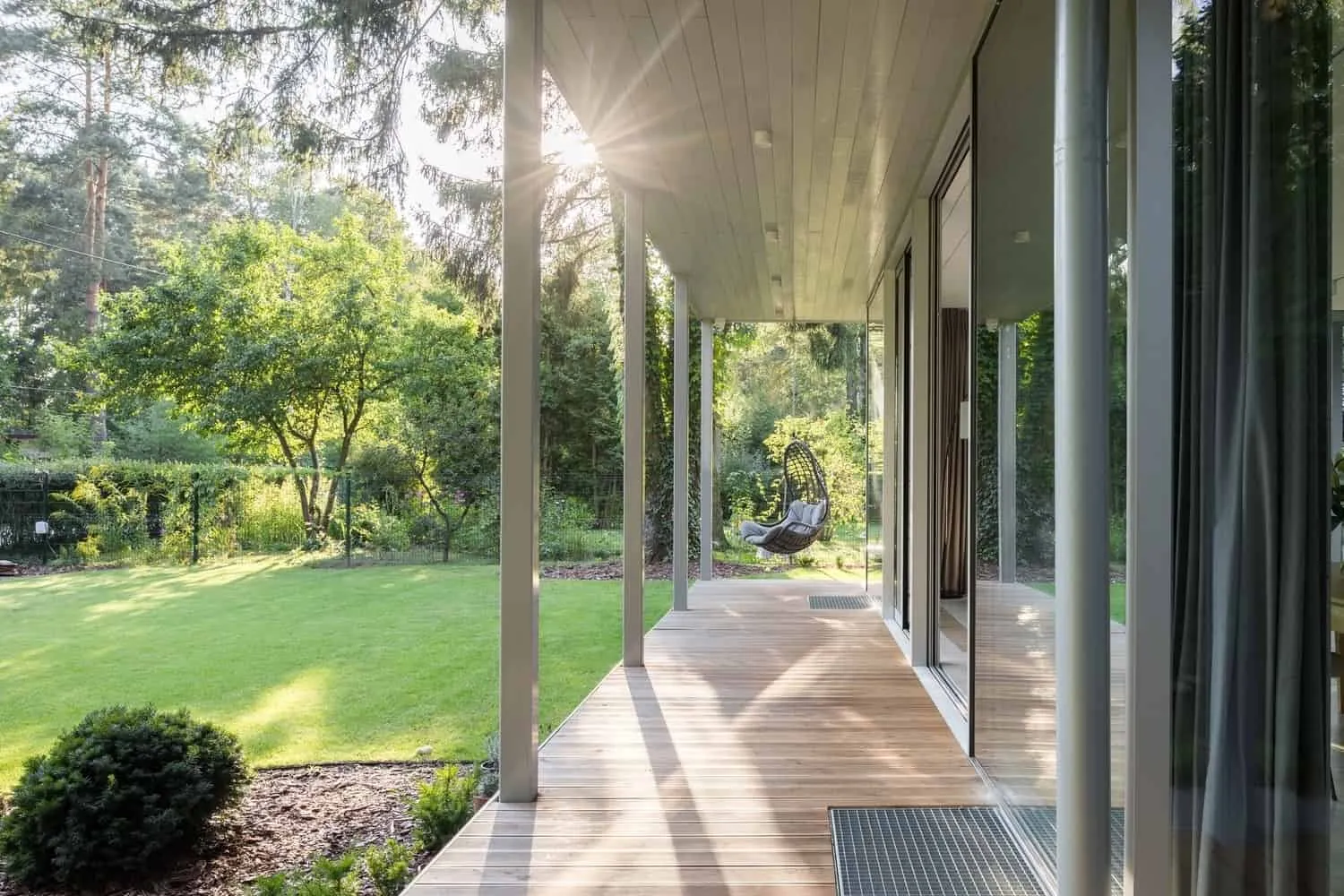 康斯坦丁市BDR Architekci建筑公司的紧凑型生态住宅：靠近华沙的休闲居所