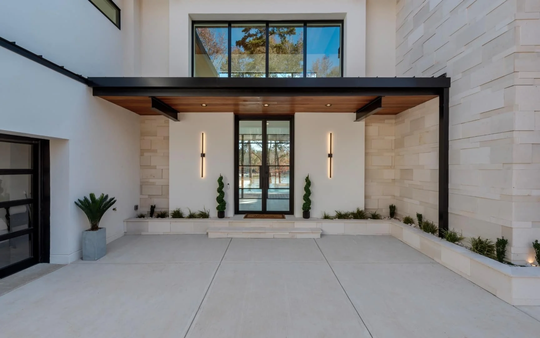 14. Entrada moderna, Charlotte