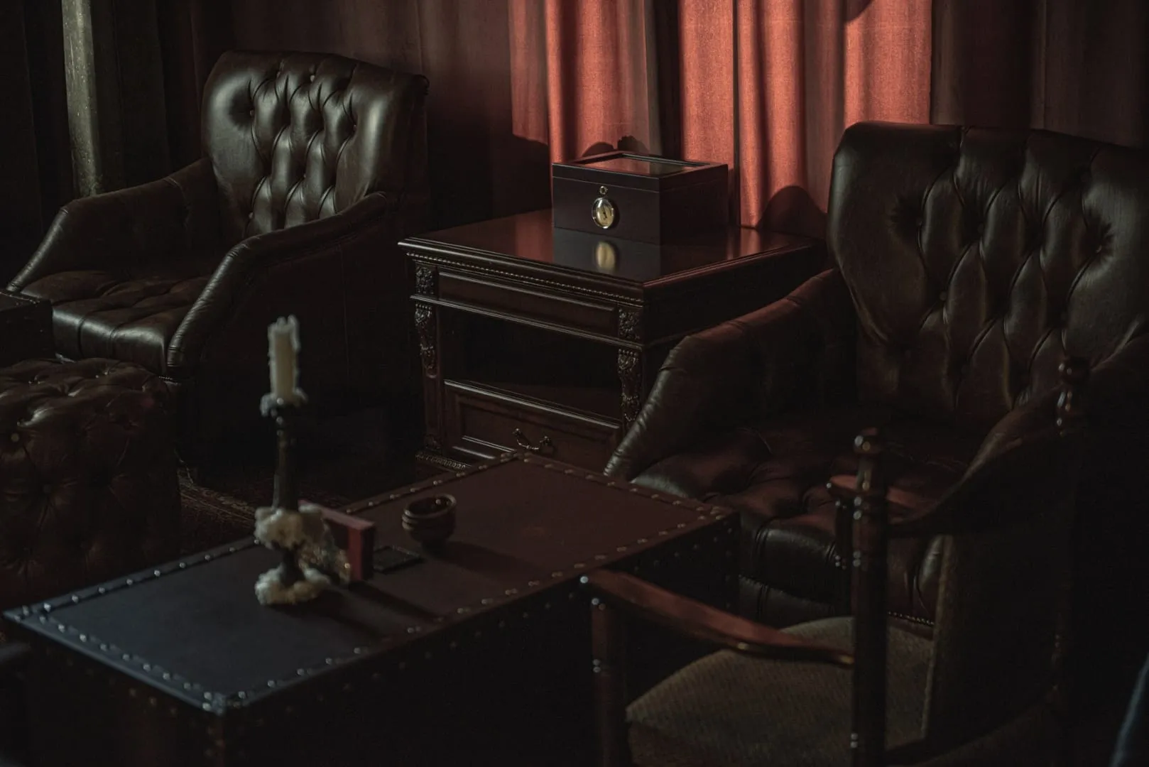 Kvadrat Architects设计的实验性酒吧密室：阿斯塔纳隐藏的鸡尾酒圣殿