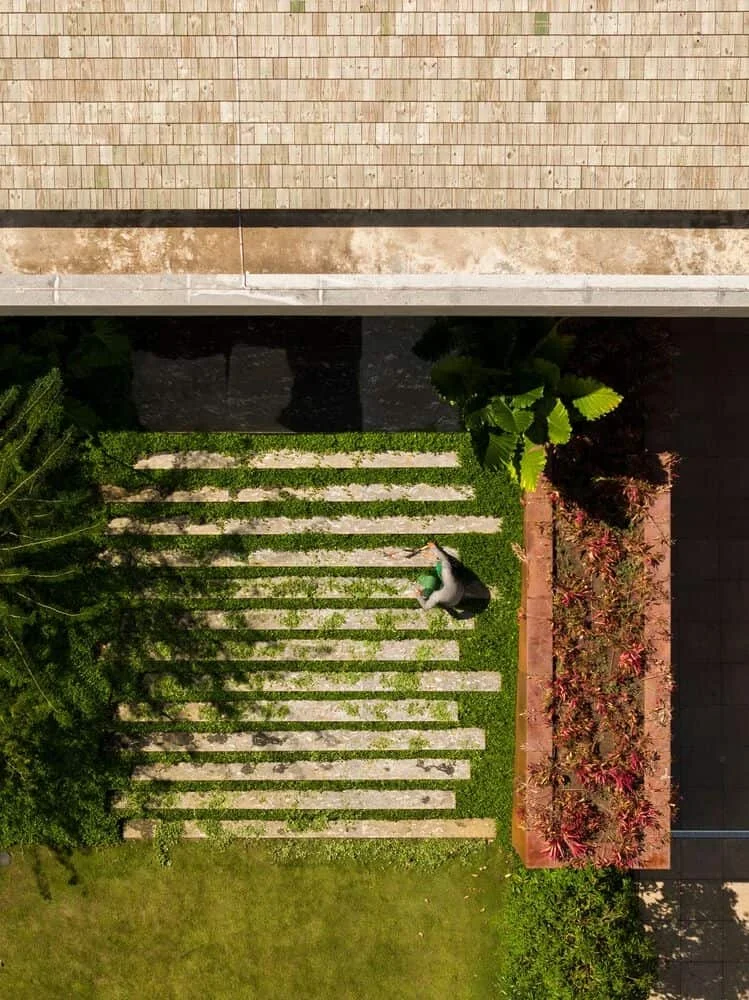 01 TVN House by Saraiva e Associados: A Tropical Forest Hideaway in Brazil’s Itacaré