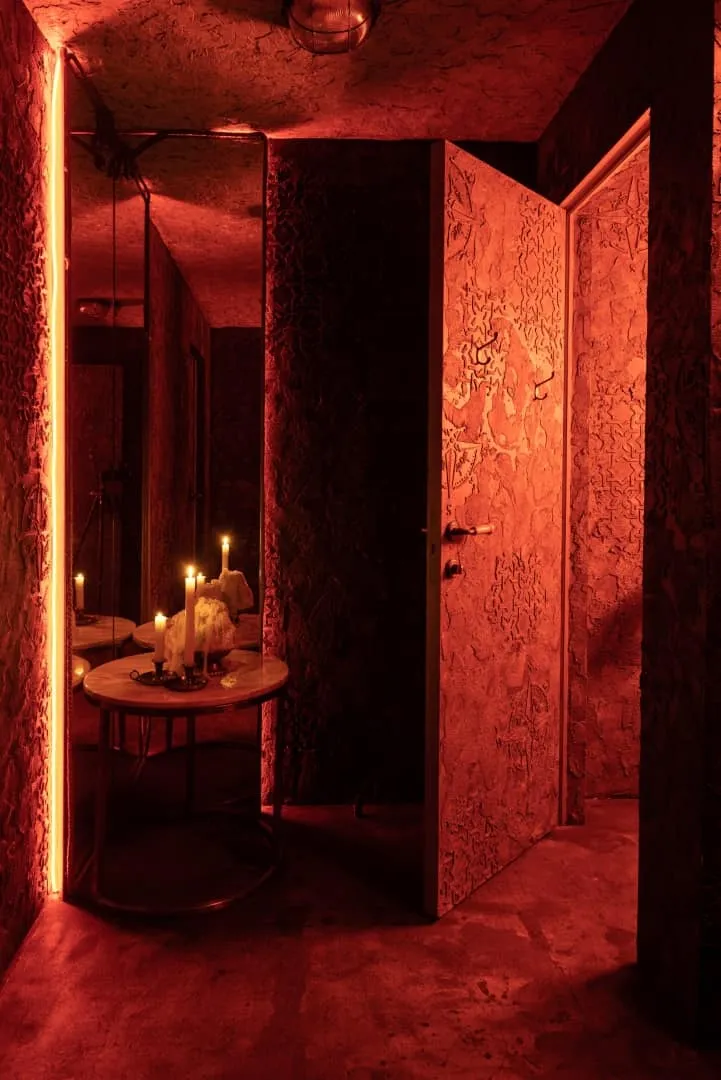 Kvadrat Architects设计的实验性酒吧密室：阿斯塔纳隐藏的鸡尾酒圣殿