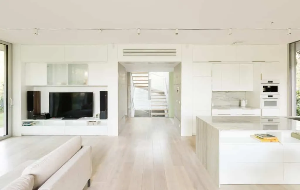 康斯坦丁市BDR Architekci建筑公司的紧凑型生态住宅：靠近华沙的休闲居所