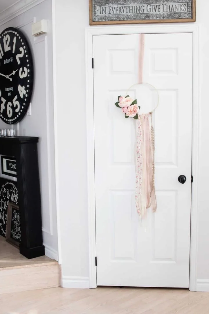 11. Guirnalda de buche con flores