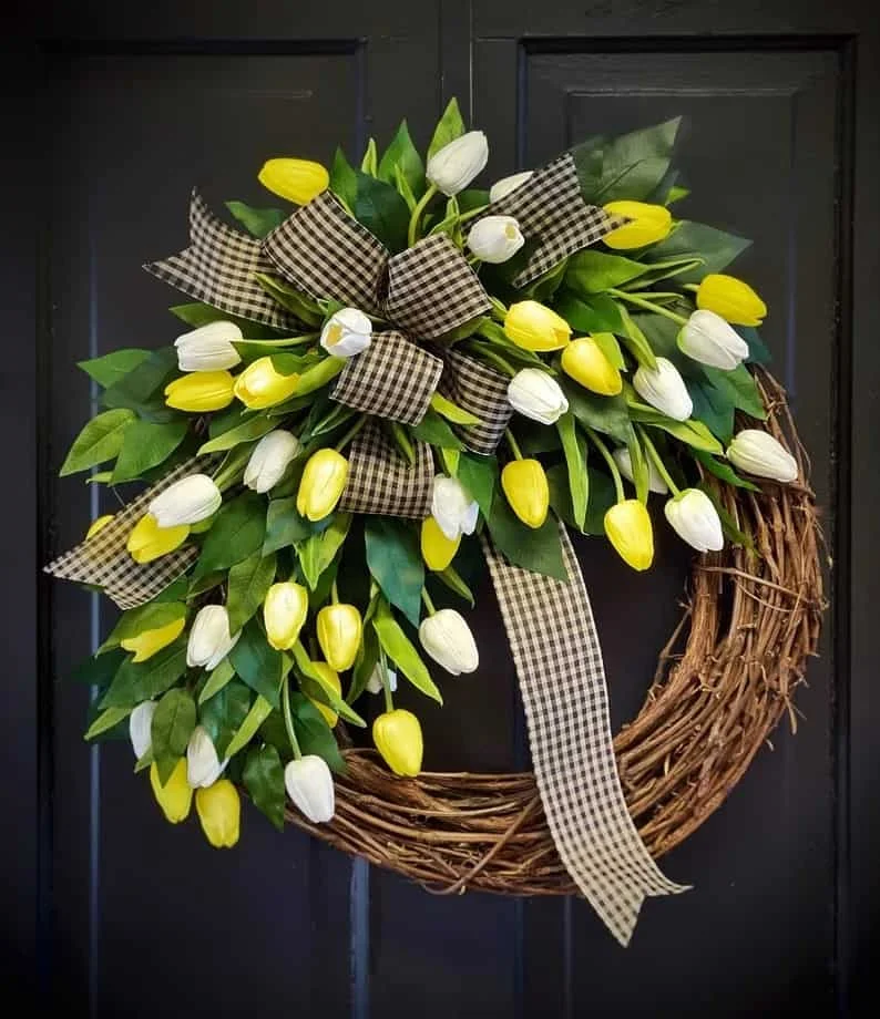 15. Guirnaldas de tulipanes