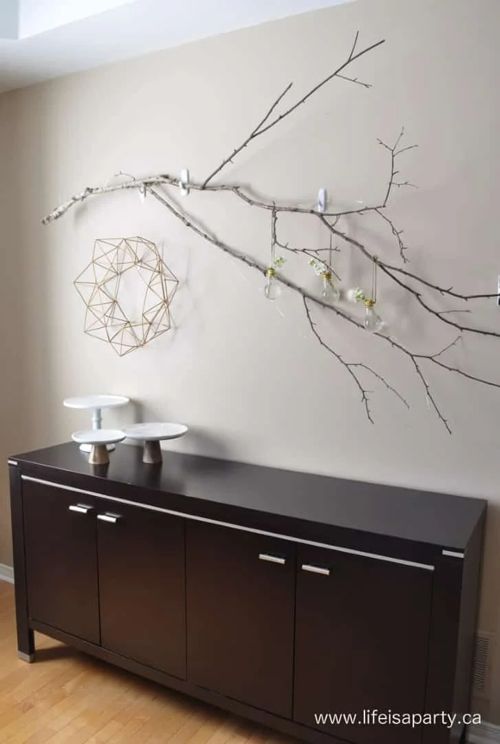 7. Jarrón de bombilla floral