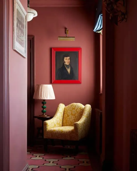 探索红色调的深度及其在空间改造中的应用