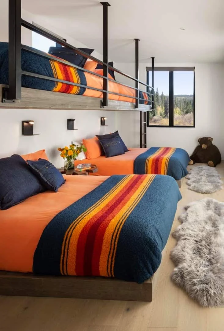 6. Camas de dos plantas en la cabina Denver