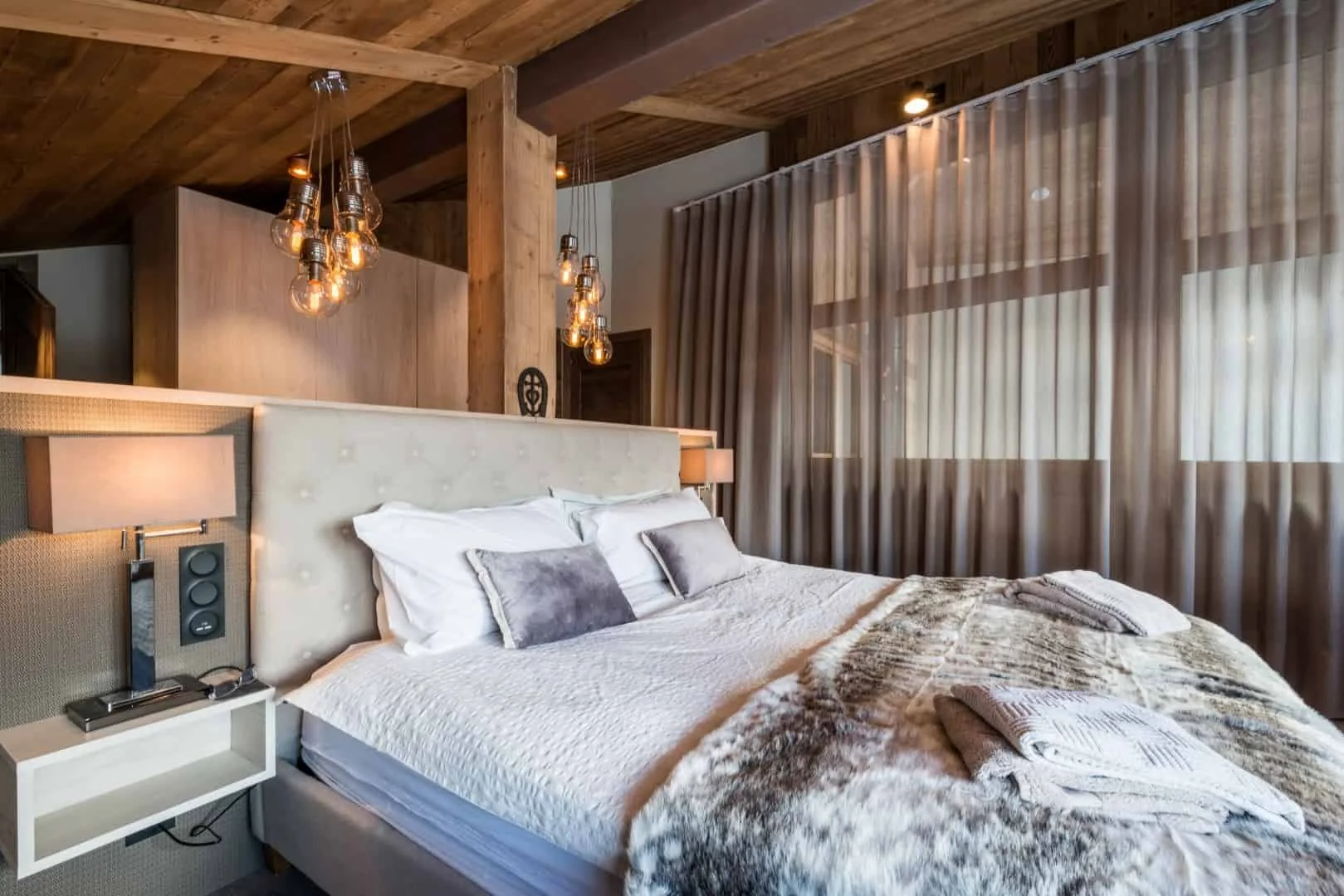 12. Dormitorio de lujo, Lyon