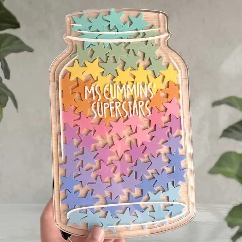 8. Tarro mason magnético para premios en clase