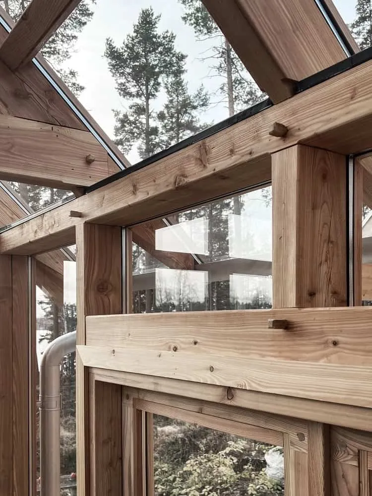 图书馆住宅由Fria Folket + Hanna Michelson设计：被书籍环绕的庭院住宅