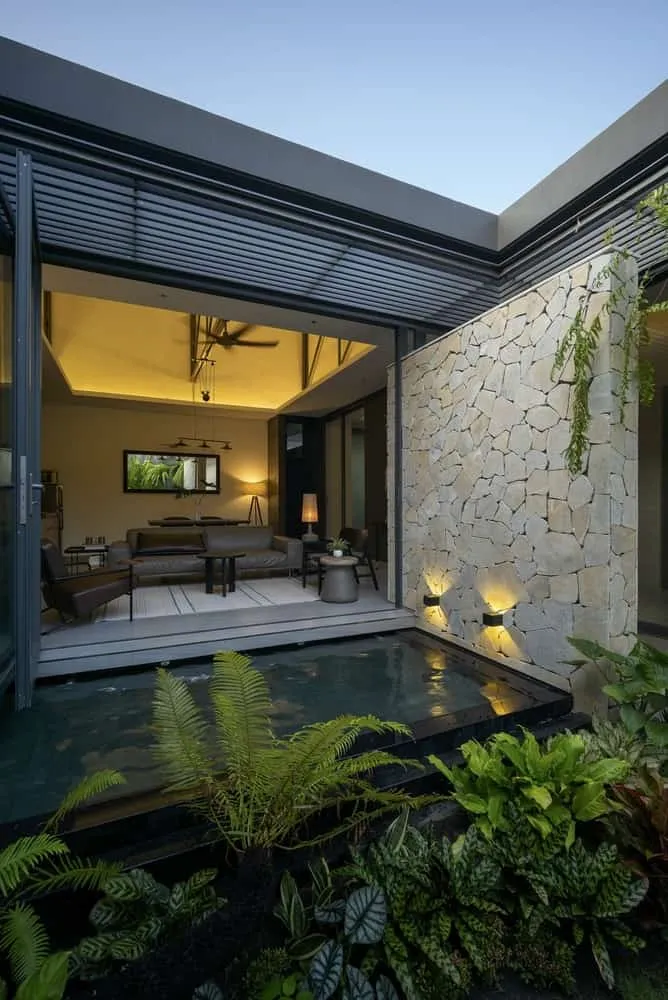 K.house 由 KCONCEPT + KOHARCHITECTS 设计，位于越南潘切市