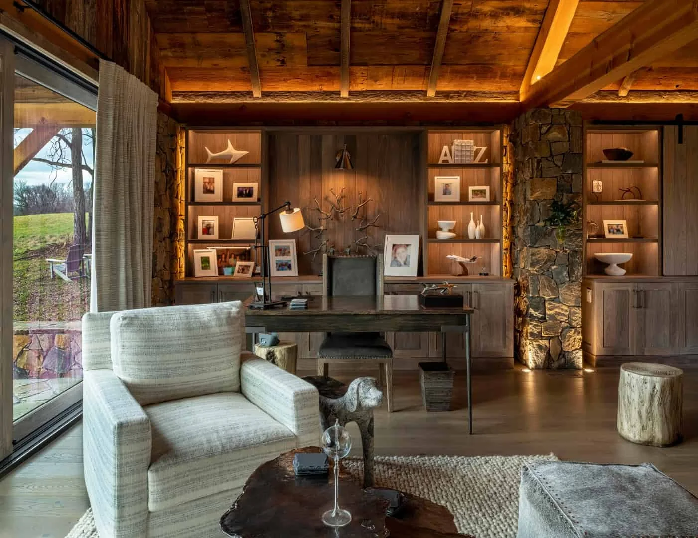 3. Interiores cálidos y acogedores