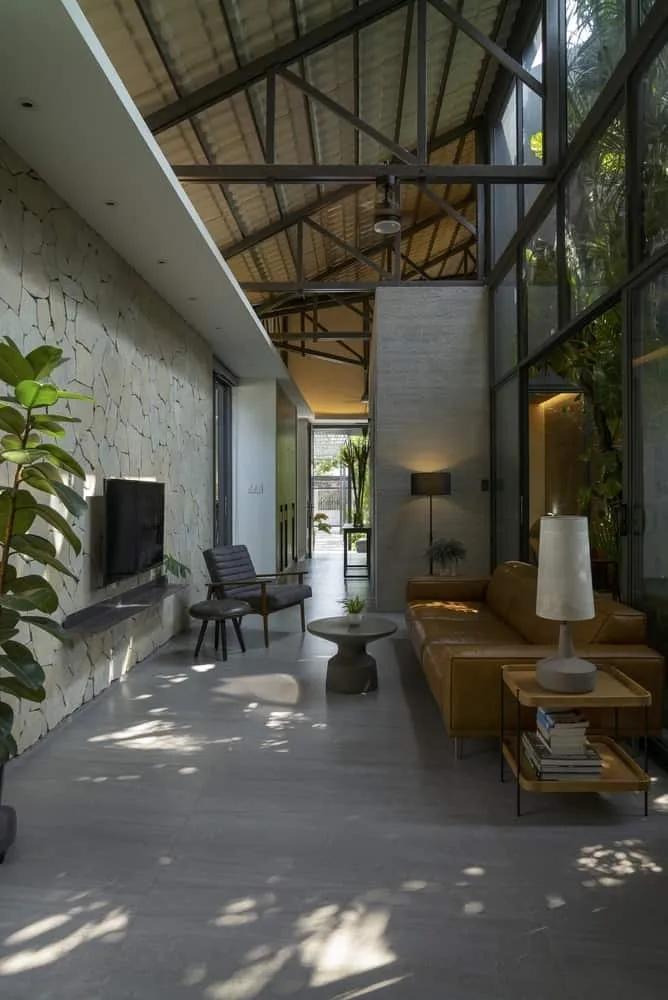 K.house 由 KCONCEPT + KOHARCHITECTS 设计，位于越南潘切市