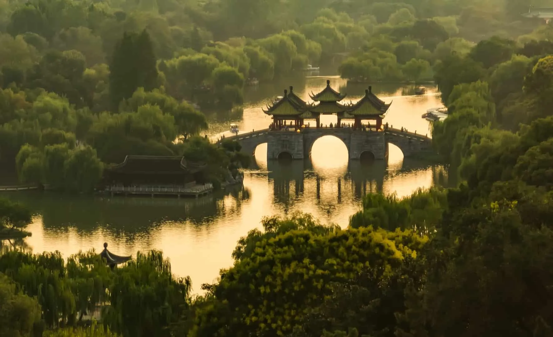 Ресторан Qu Yuan Plus від LDH Design у Янчжоу, Китай Ресторан Qu Yuan Plus від LDH Design у Янчжоу, Китай