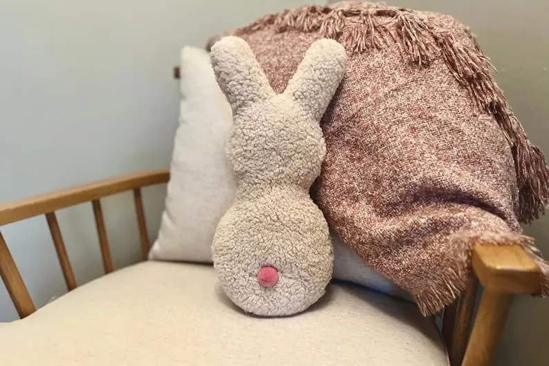 3. Almohadas de Pascua