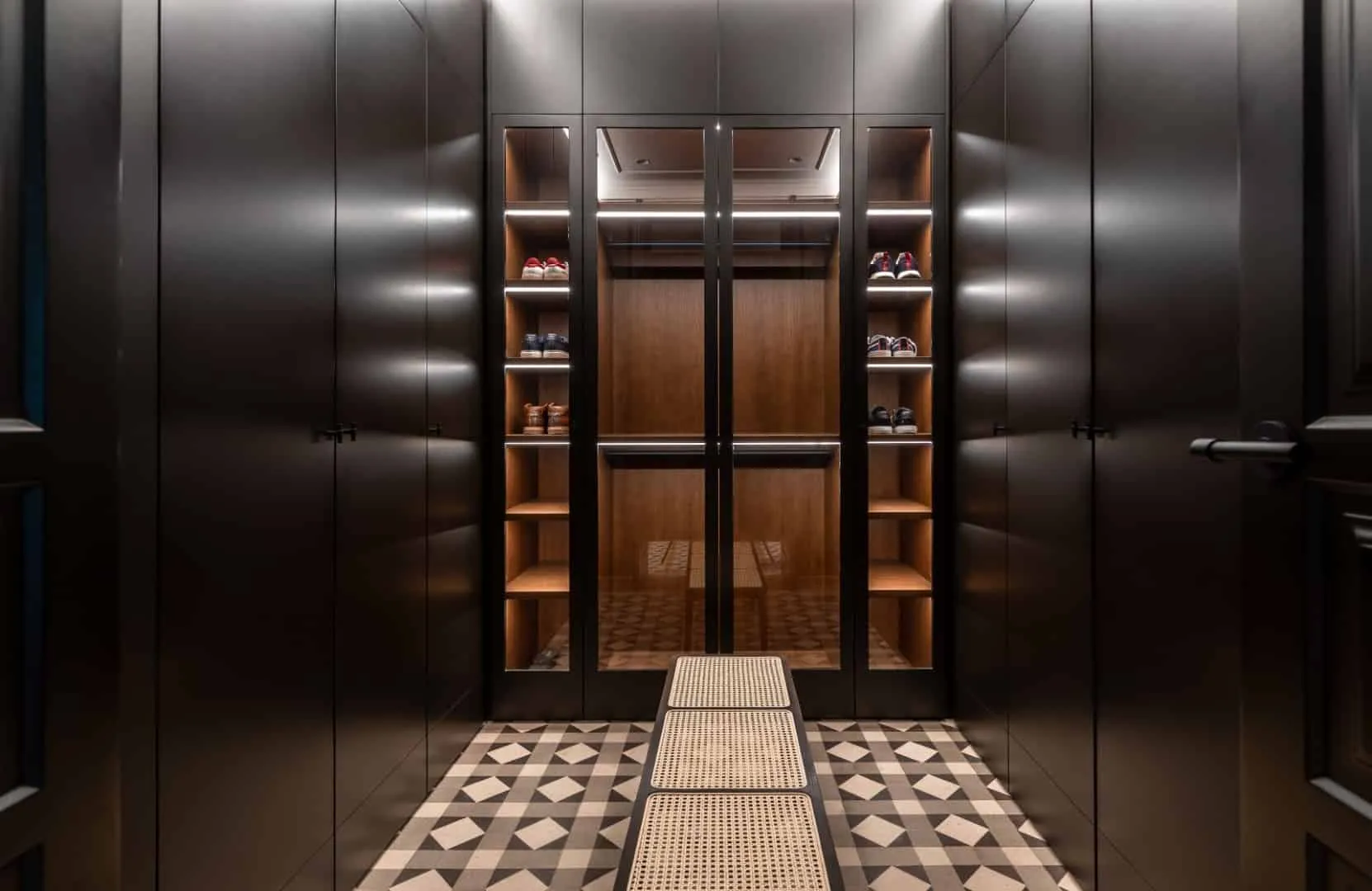 圣胡安大道公寓 / YLAB Architects / 西班牙