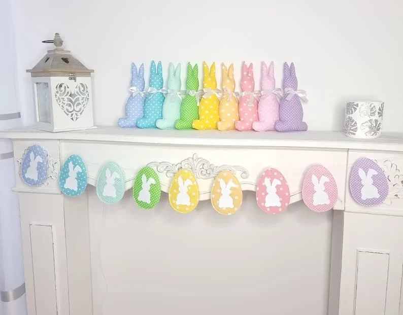 11. Banda con huevos de Pascua