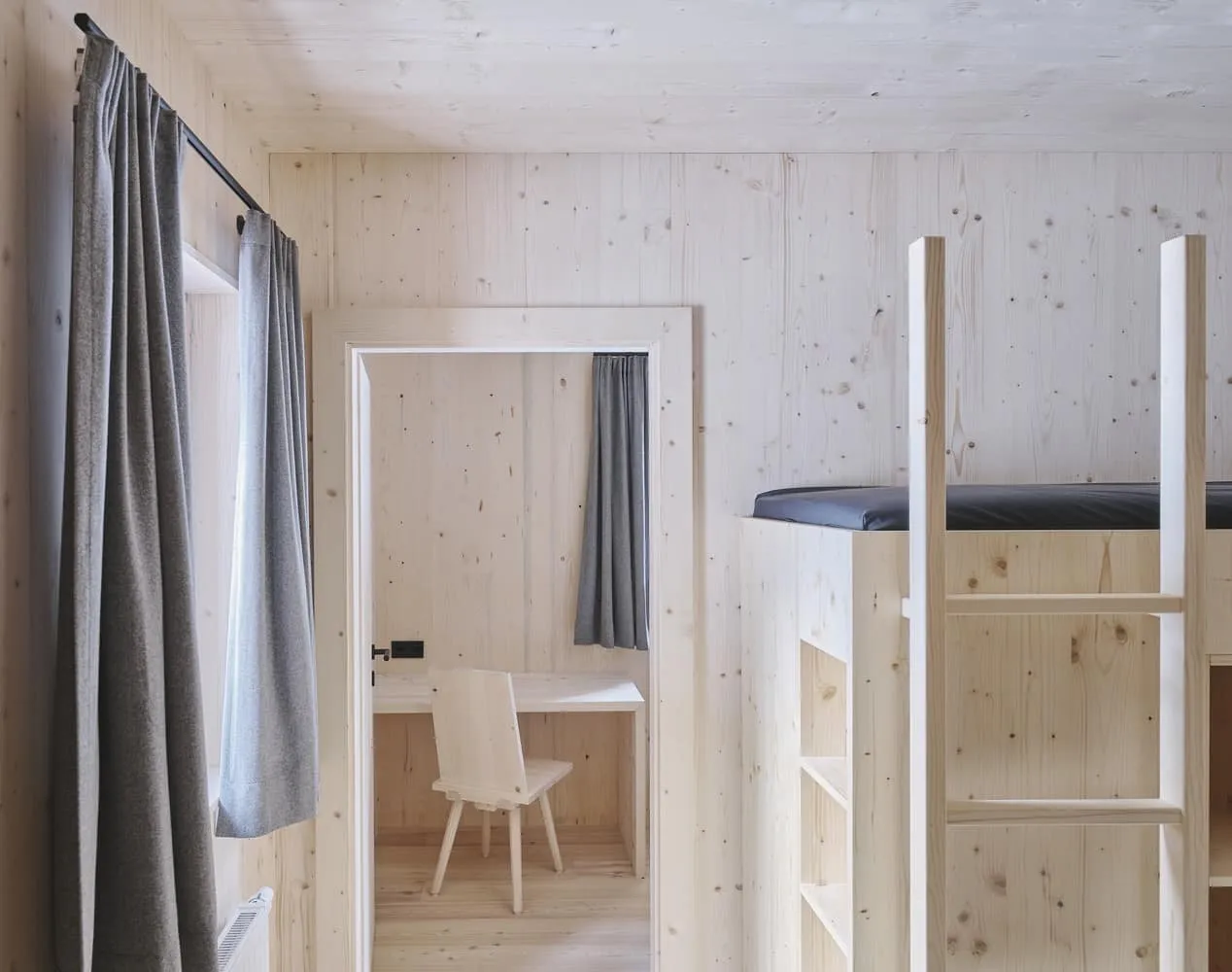 Fraganter Youth Hut | Imgang Architekten | Flattach, Austria