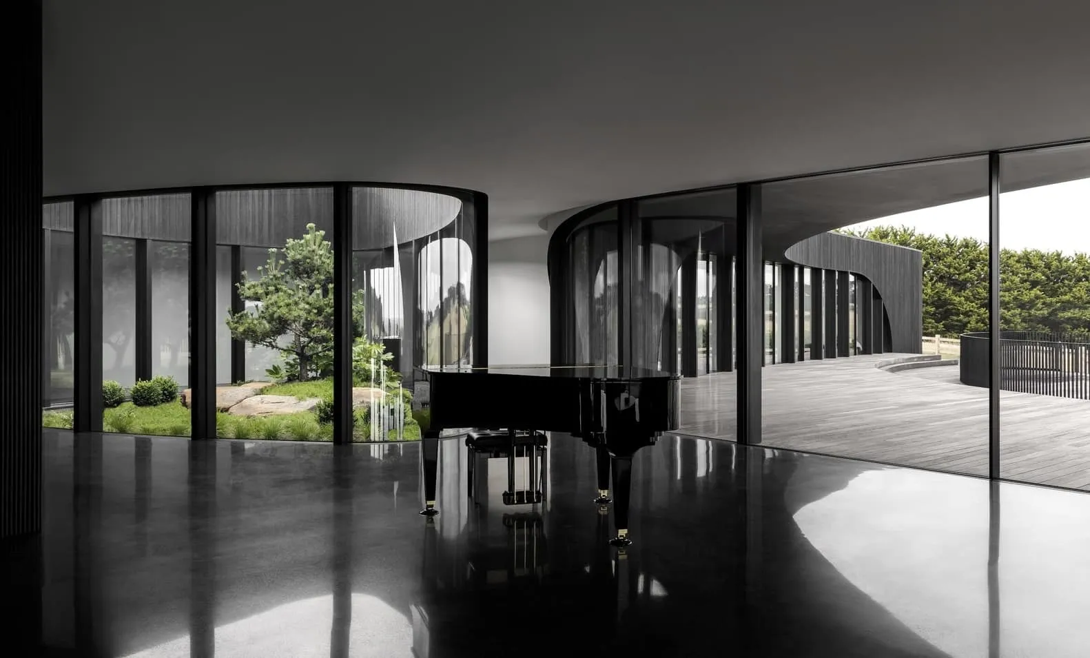 Deep overhangs and low profile offering shelter from coastal conditions